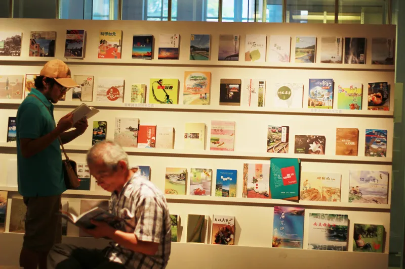 流轉書頁生典律-台灣文學出版特展